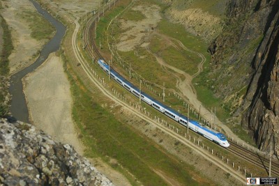 Скорый поезд Ташкент - Самарканд